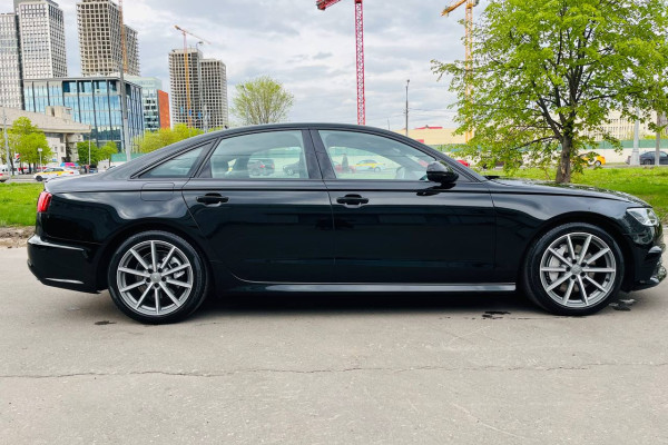 2018 Audi A6 с пробегом 27 000 км
