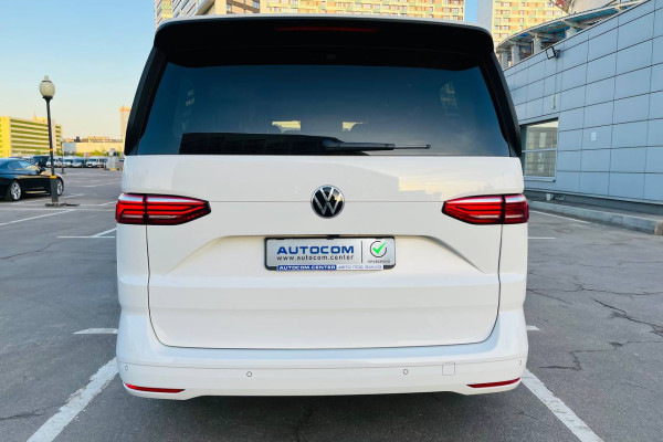 2022 Volkswagen Multivan с пробегом 9 000 км