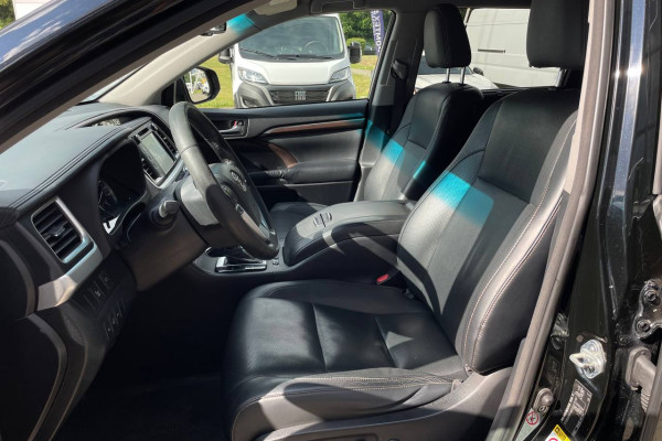 2014 Toyota Highlander с пробегом 385 000 км