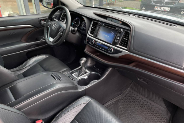 2014 Toyota Highlander с пробегом 385 000 км