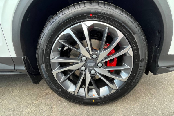2023 Geely Coolray без пробега