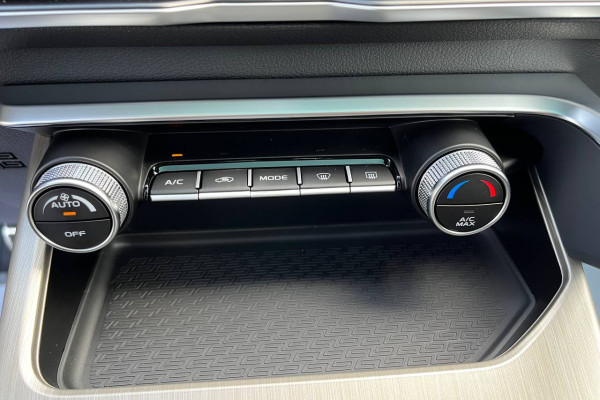 2023 Geely Coolray без пробега