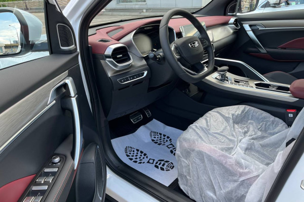 2023 Geely Coolray без пробега