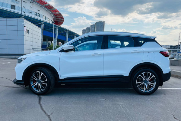 2023 Geely Coolray без пробега