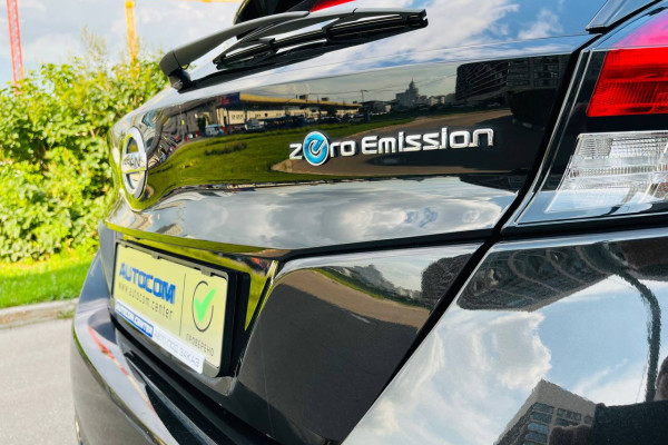 2020 Nissan Leaf с пробегом 95 600 км