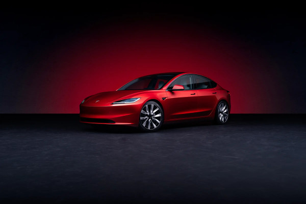 2024 Tesla Model 3 без пробега