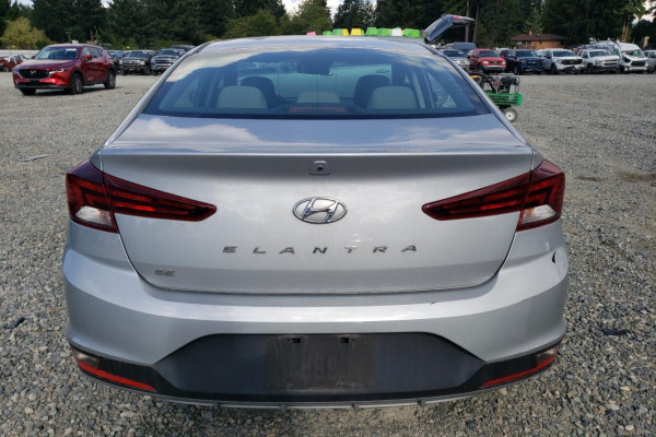 2020 Hyundai Elantra с пробегом 88 380 км