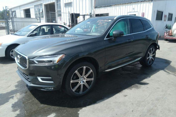 2020 Volvo XC60 с пробегом 81 853 км