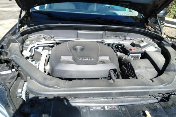 2020 Volvo XC60 с пробегом 81 853 км