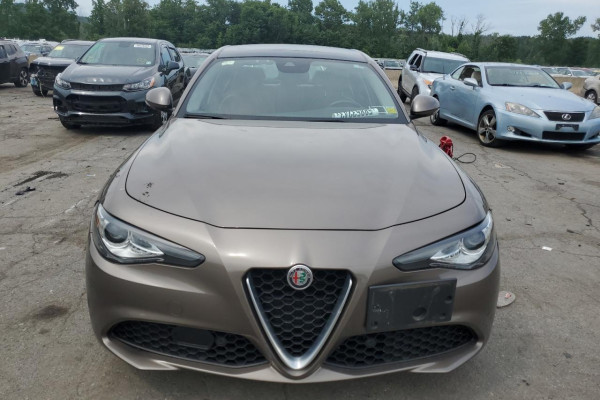 2020 Alfa Romeo Giulia с пробегом 38 755 км