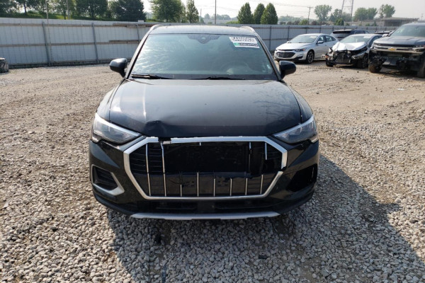 2020 Audi Q3 с пробегом 95 944 км