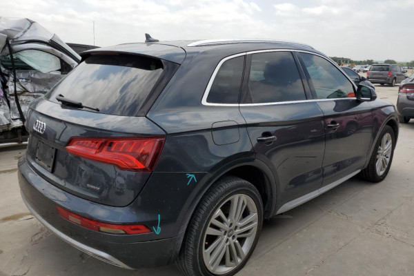 2020 Audi Q5 с пробегом 38 400 км