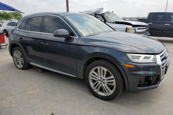 2020 Audi Q5 с пробегом 38 400 км