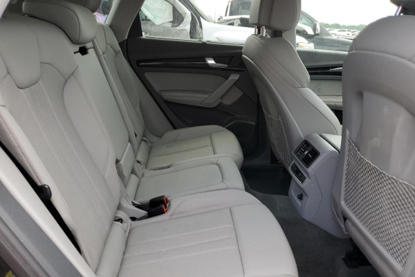2020 Audi Q5 с пробегом 38 400 км