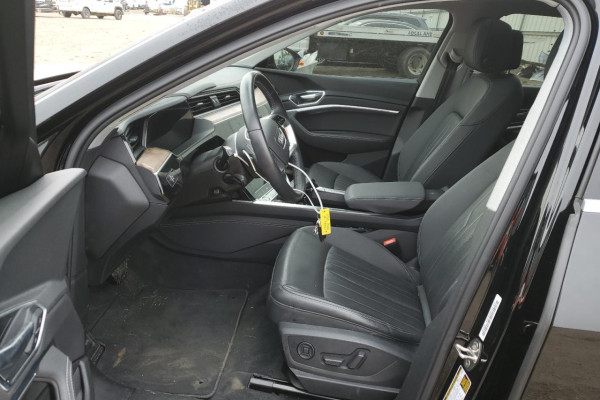 2019 Audi e-tron с пробегом 52 102 км