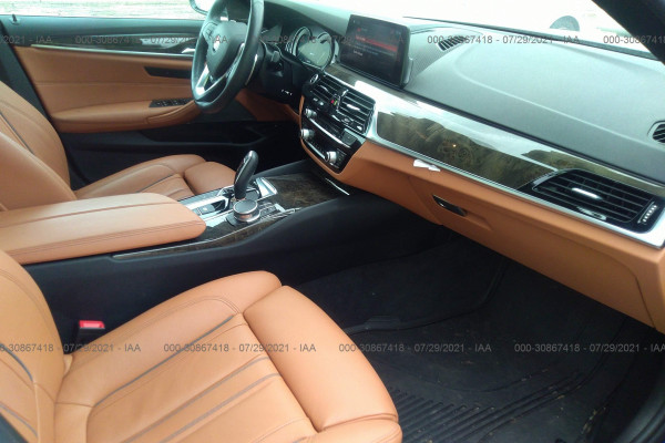 2019 BMW 5 серии с пробегом 33 309 км