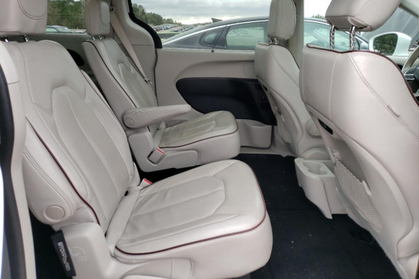 2020 Chrysler Pacifica с пробегом 83 384 км