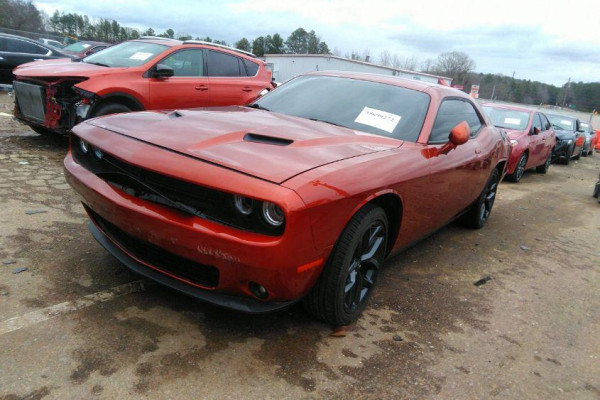 2021 Dodge Challenger с пробегом 25 437 км