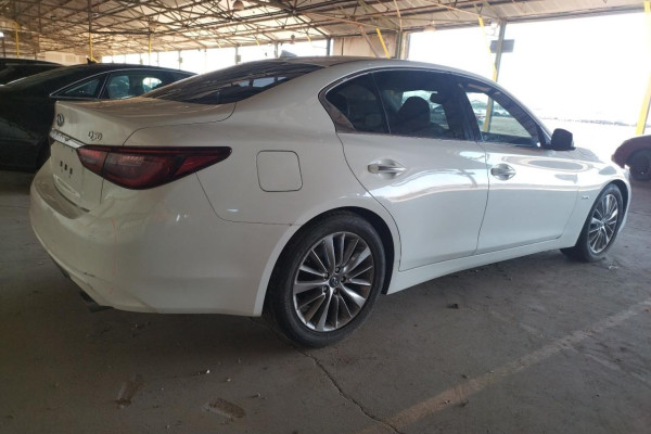 2020 Infiniti QX50 с пробегом 75 356 км