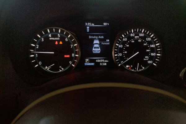 2020 Infiniti QX50 с пробегом 75 356 км