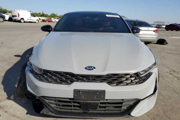 2020 Kia K5 с пробегом 75 558 км