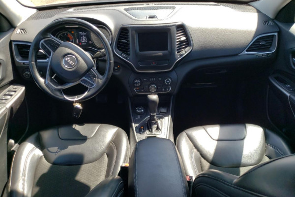 2019 Jeep Cherokee с пробегом 123 622 км