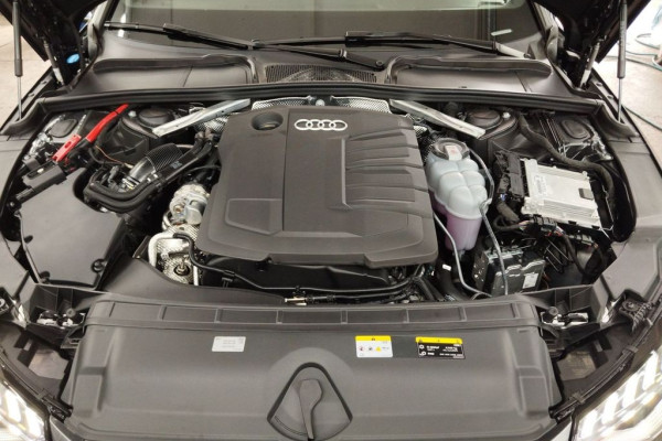 2023 Audi A4 с пробегом 50 км