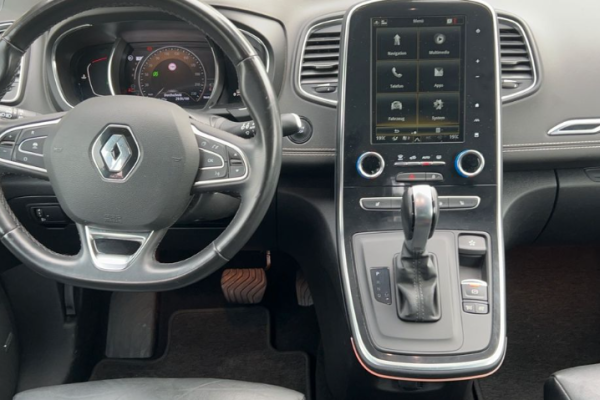 2020 Renault Scenic с пробегом 51 000 км