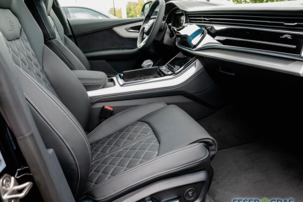 2023 Audi Q8 с пробегом 50 км