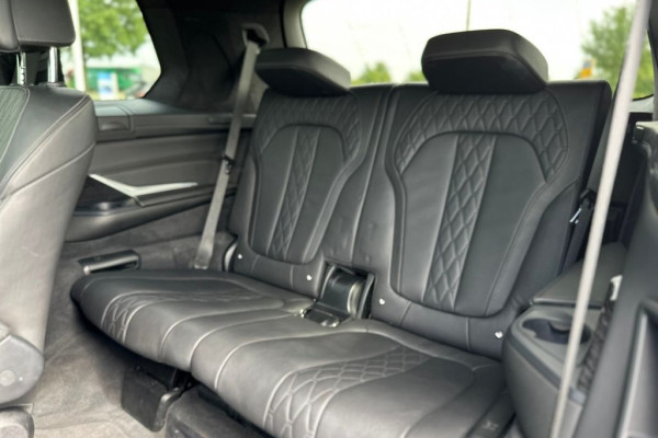 2020 BMW X7 с пробегом 73 300 км