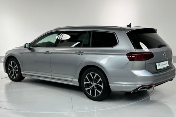 2020 Volkswagen Passat с пробегом 12 000 км
