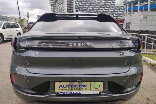 2023 Zeekr 001 с пробегом 17 км