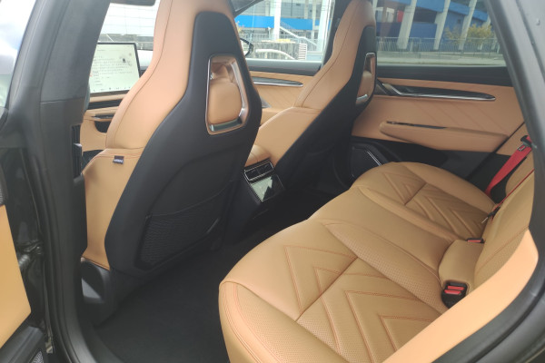 2023 Zeekr 001 с пробегом 21 км