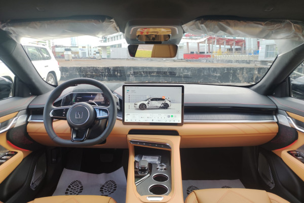 2023 Zeekr 001 с пробегом 21 км