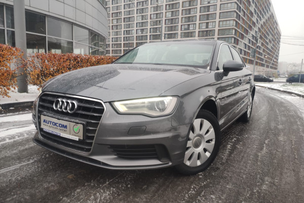 2015 Audi A3 с пробегом 74 000 км