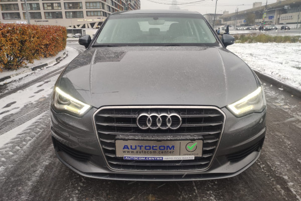 2015 Audi A3 с пробегом 74 000 км