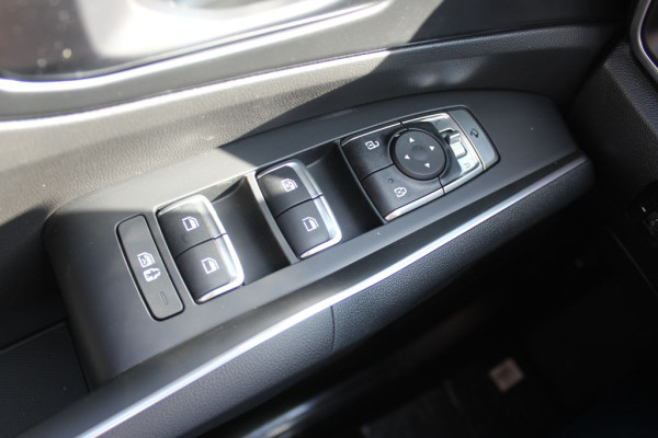 2023 Kia Sorento с пробегом 15 км