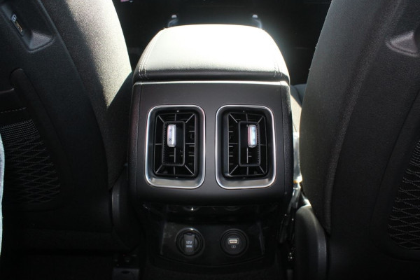 2023 Kia Sorento с пробегом 15 км