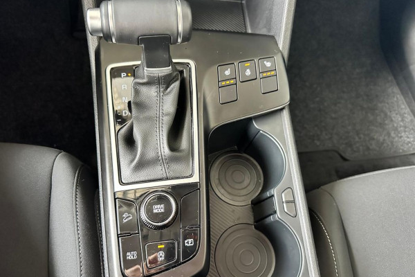 2023 Kia Sportage с пробегом 5 000 км