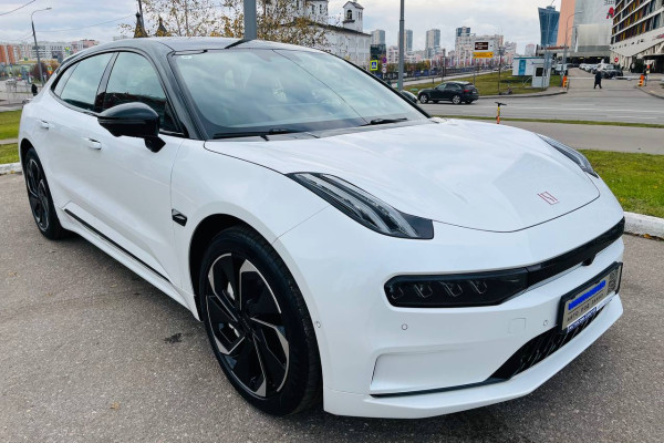 2023 Zeekr 001 с пробегом 10 км
