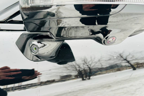 2023 Zeekr 001 с пробегом 20 км
