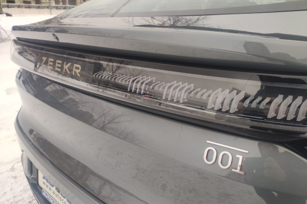 2023 Zeekr 001 с пробегом 40 км