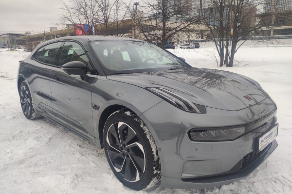 2023 Zeekr 001 с пробегом 40 км