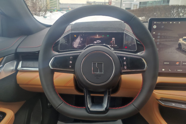 2023 Zeekr 001 с пробегом 40 км