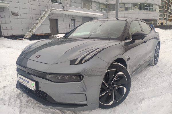 2023 Zeekr 001 с пробегом 40 км