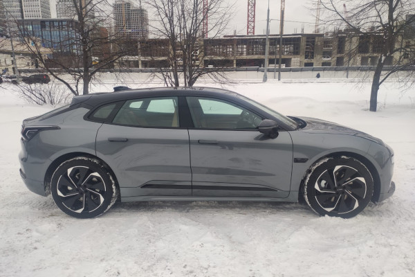 2023 Zeekr 001 с пробегом 40 км