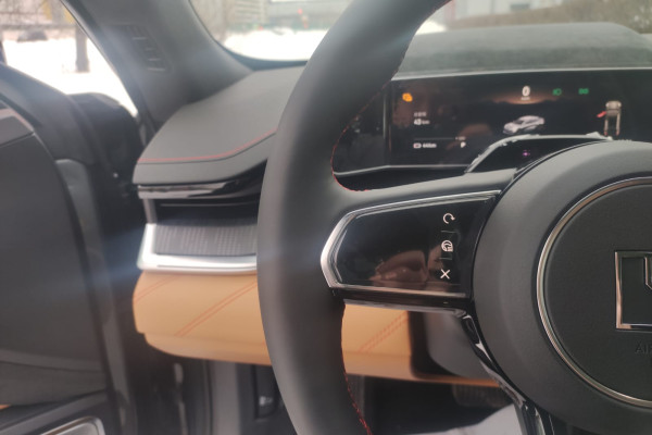 2023 Zeekr 001 с пробегом 40 км