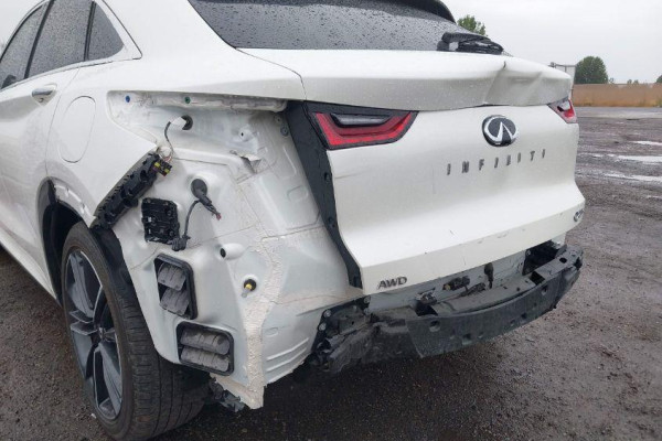 2021 Infiniti QX55 с пробегом 38 158 миль