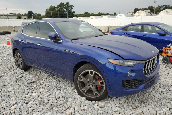 2021 Maserati Levante с пробегом 22 897 миль