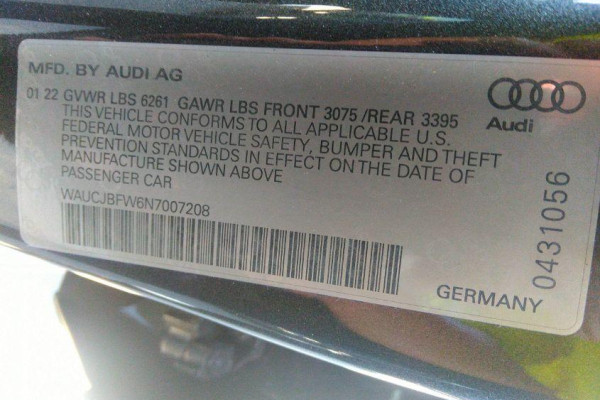 2022 Audi e-tron GT с пробегом 8 772 миль